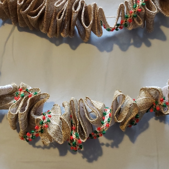 Newly Handmade 7 Foot Embellished Burlap Garland - Picture 3 of 8